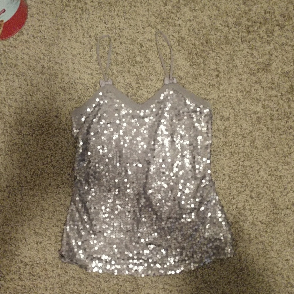 Sequin tank